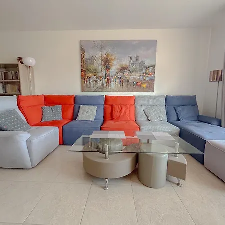 Apartment Lumineux Avec Box, Proche Plage,centre, Raphael